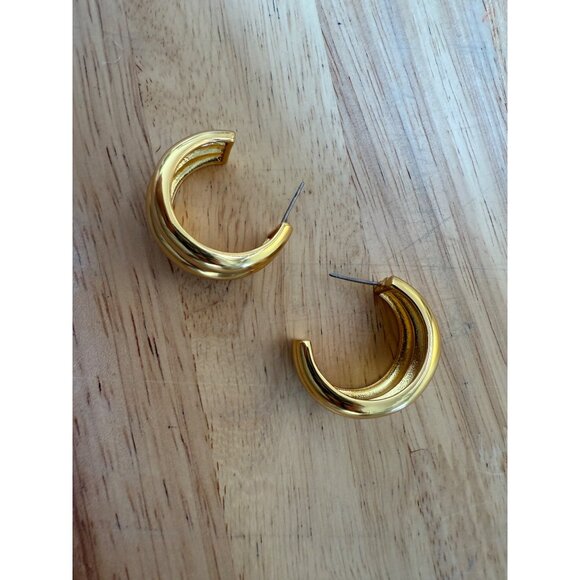 J.Crew Gold-Tone Chunky Hoop Earrings - Picture 5 of 9
